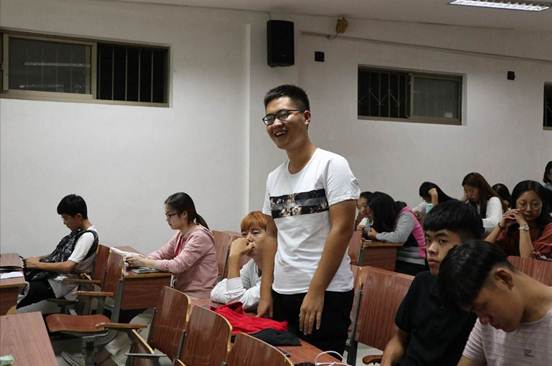 https://mmbiz.qpic.cn/mmbiz_png/EUD6CJDgIZahpeBfHZaXaHjn3LZhR5ML5qHLibqD2IbicVU5hwZdNLQUNekjUk3Y7GdiaEntfuqjLLZiaWFH6pUkJQ/640?wx_fmt=png?x-oss-process=style/xmwebp&tp=webp&wxfrom=5&wx_lazy=1&wx_co=1